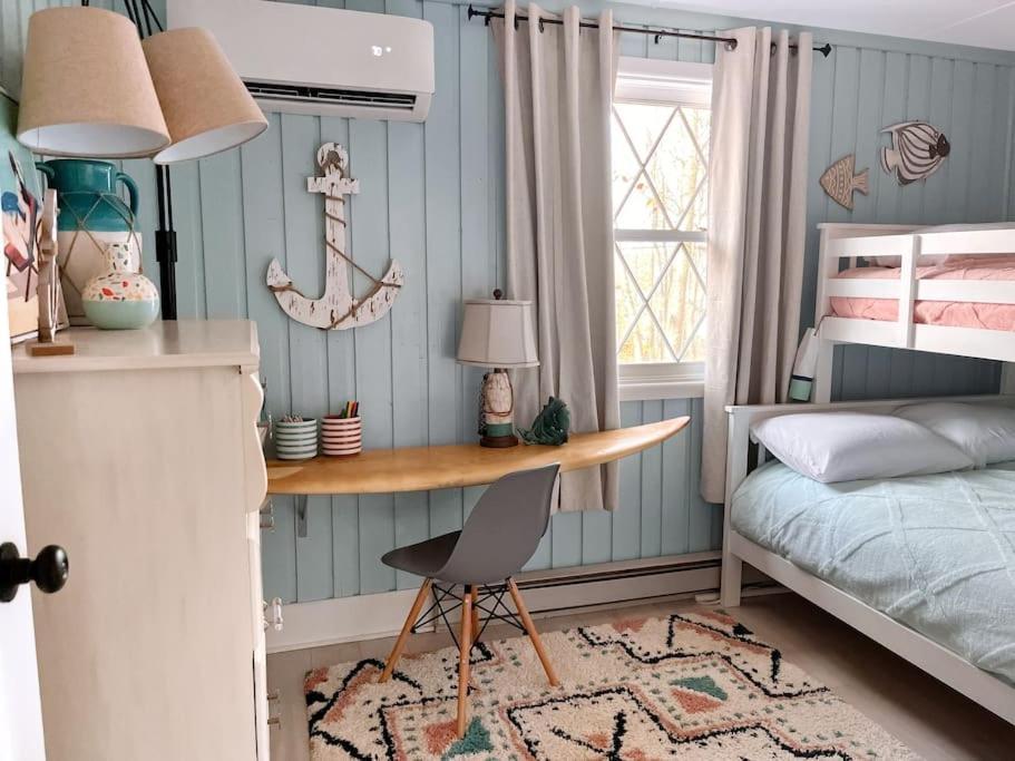 Stylish And Cozy Cabin, Walking Distance To Big Bass Lake Gouldsboro Eksteriør bilde