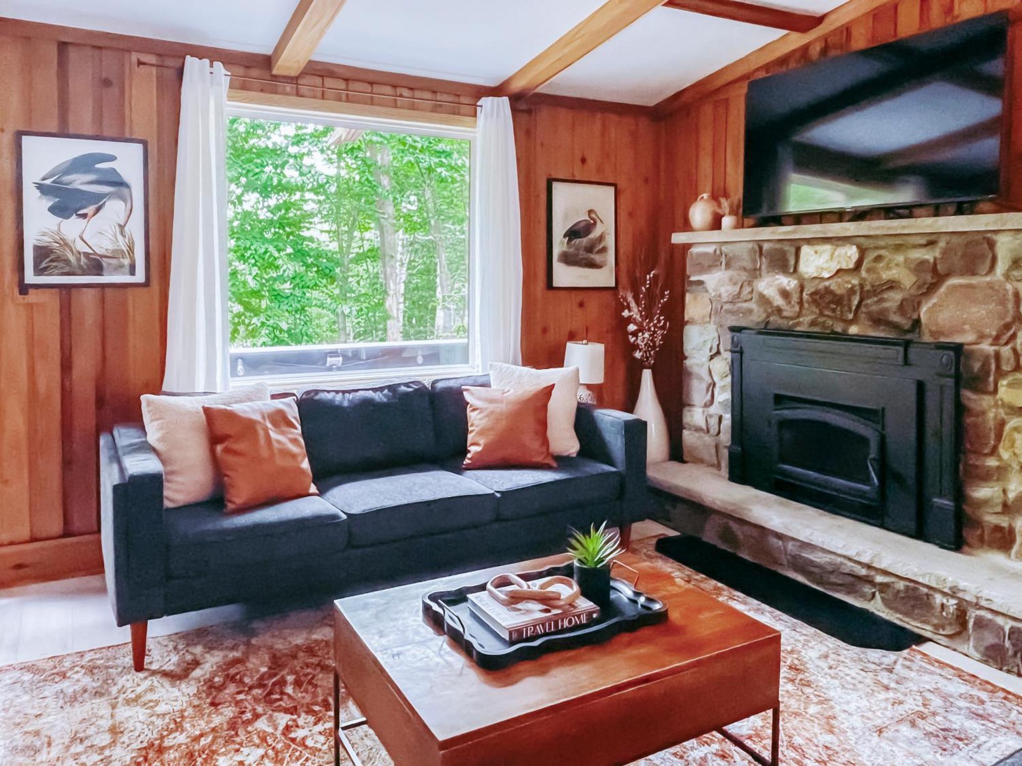 Stylish And Cozy Cabin, Walking Distance To Big Bass Lake Gouldsboro Eksteriør bilde